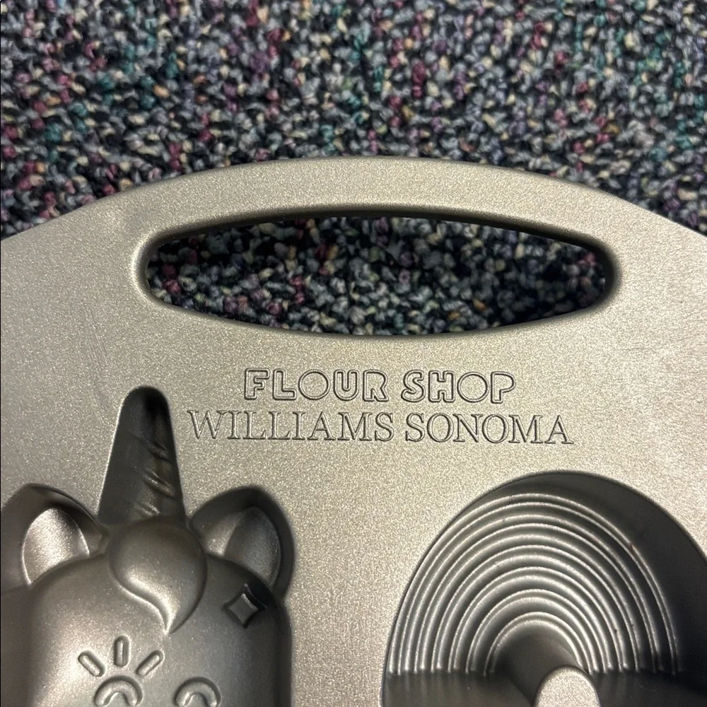 Williams Sonoma Cakelet Pan with Fun Shapes